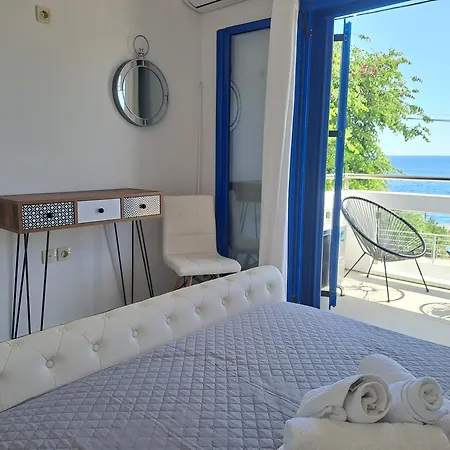 Aegean Apartments Achladi Exterior photo