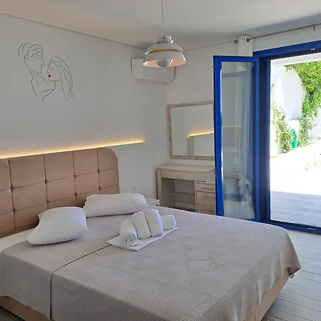 Aegean Apartments Achladi Exterior photo